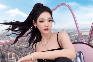 Ниннин из aespa стала амбассадором Maybelline New York