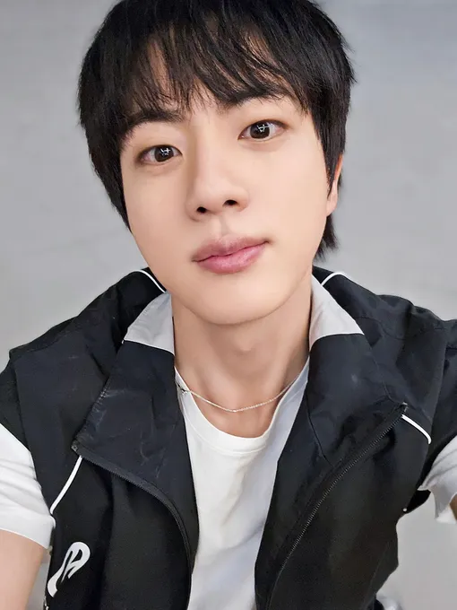 Джин Джин из BTS