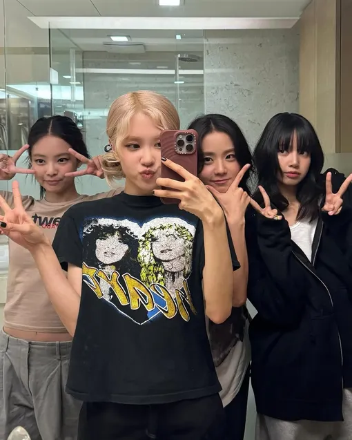 BLACKPINK BLACKPINK