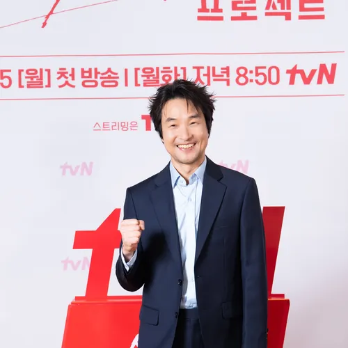 Курица вместо конфликтов: Хан Сок Кю рассказал о роли в дораме «Проект мистера Щина»