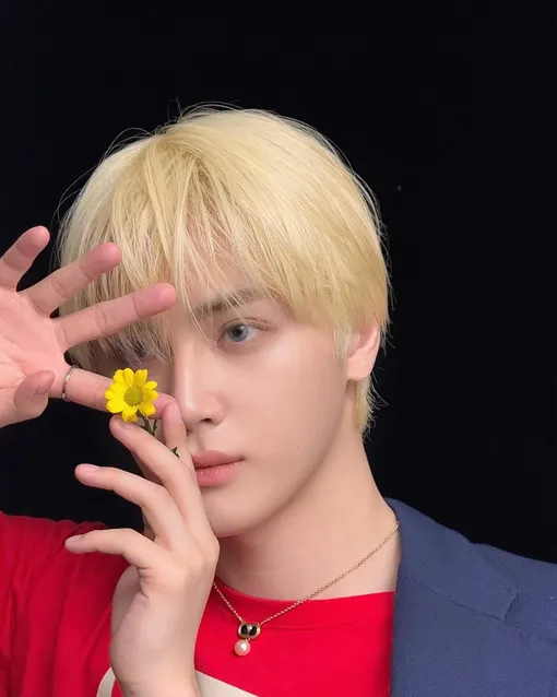 Джу Ханён из THE BOYZ Джу Ханён из THE BOYZ