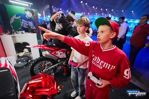 Фото с Фандом Фест ВКонтакте 2025 Фото с Фандом Фест ВКонтакте 2025