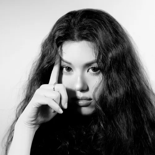 Сестра Даниэль из NewJeans призналась в плагиате и извинилась перед автором оригинала