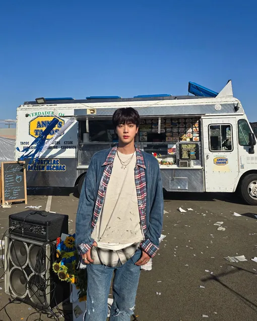 Джин из BTS Джин из BTS