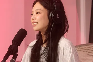 «Я не боюсь быть собой»: Дженни из BLACKPINK о новом альбоме Ruby и уверенности в себе