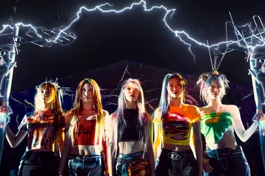 Le Sserafim штурмует вершины чартов: второй раз подряд в Billboard Hot 100