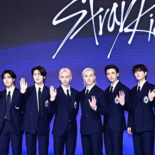 Stray Kids выпустили четвертый студийный альбом KARMA