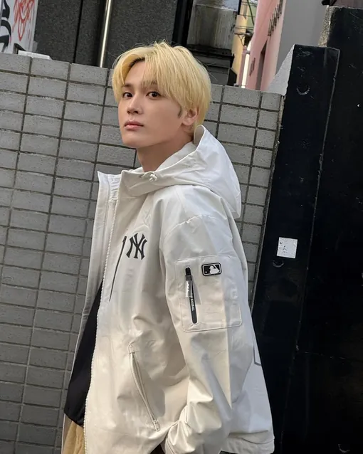 Джу Ханён из THE BOYZ Джу Ханён из THE BOYZ