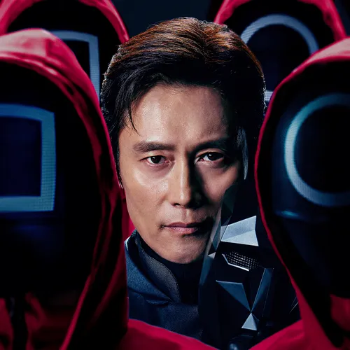 Фронтмен без маски и злой Ги Хун: новые кадры второго сезона «Игры в кальмара»