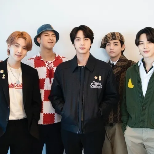 HYBE ужесточает борьбу против хейтеров: как агентство защищает айдолов