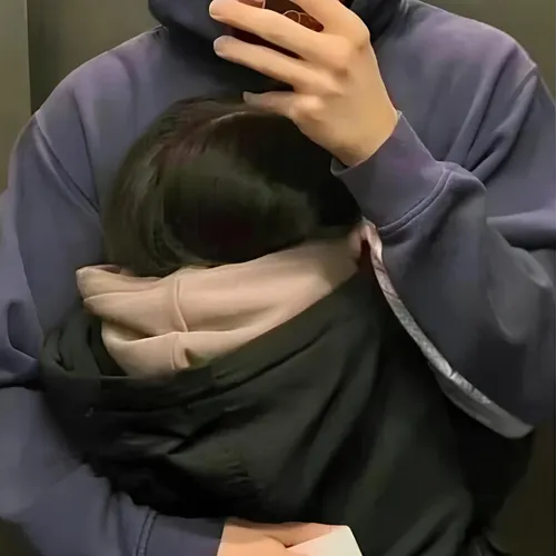 Девушки платят незнакомцам за объятия: новый китайский тренд набирает обороты