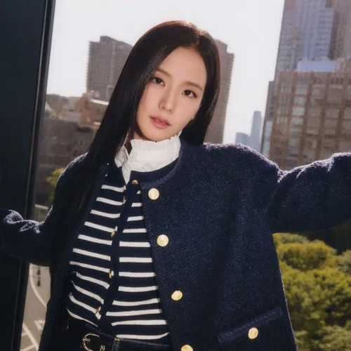 Tommy Hilfiger выбрал Джису из BLACKPINK лицом осенней коллекции