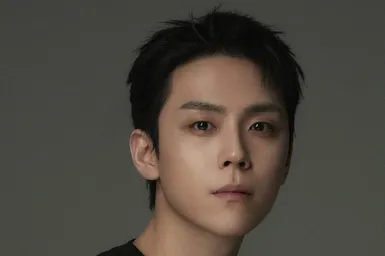 Ким До Хун подписал контракт с агентством PEAK J Entertainment