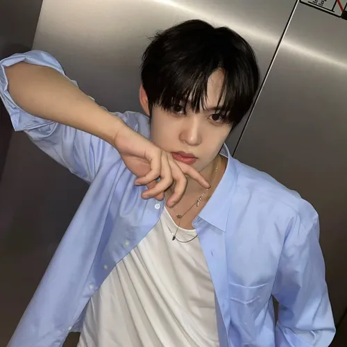 От рекламы курицы до дебюта в k-pop-группе: история Дохи из BAE173