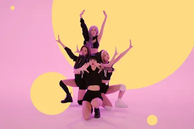 Танцуем как айдолы: где в Москве учат k-pop cover dance