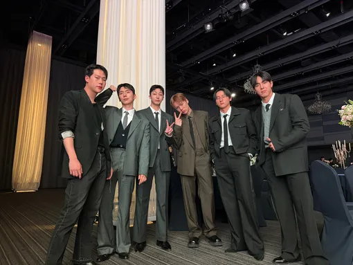 MONSTA X MONSTA X