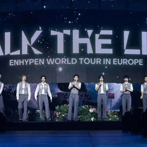 ENHYPEN завершили дебютный европейский тур Walk the Line
