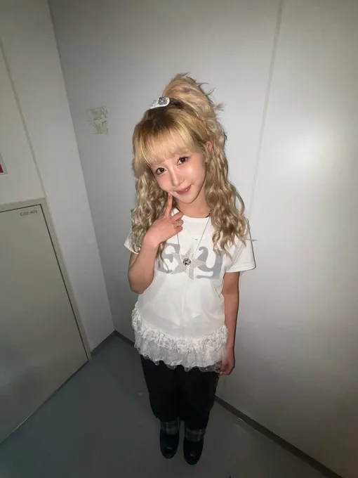 Хикару из Kep1er