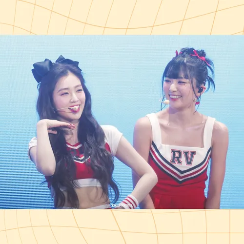 Фанаты Red Velvet слили фото мемберов в купальниках