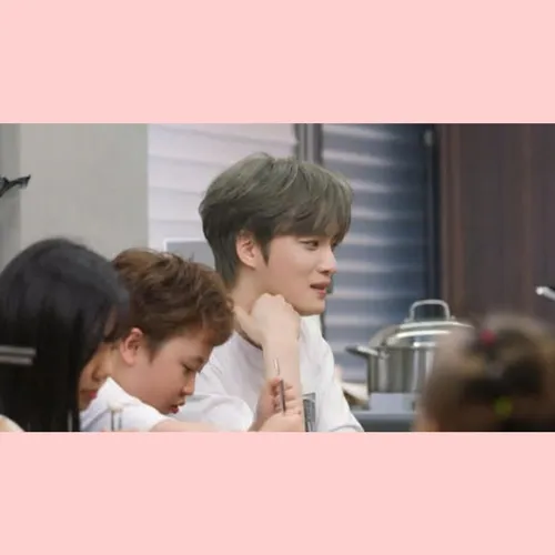 Ким Джэджун похвастался своими сёстрами в шоу Convenience Store Restaurant