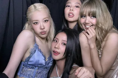 BLACKPINK собрали рекордные 110 тысяч зрителей на концертах в Париже