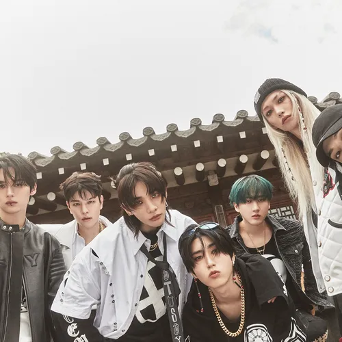 Историческое достижение Stray Kids: шесть альбомов подряд на первом месте в Billboard