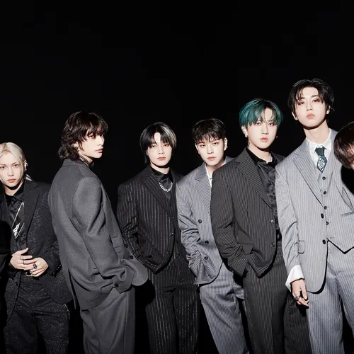 Сольные видеоклипы Stray Kids захватывают YouTube: успех альбома HOP